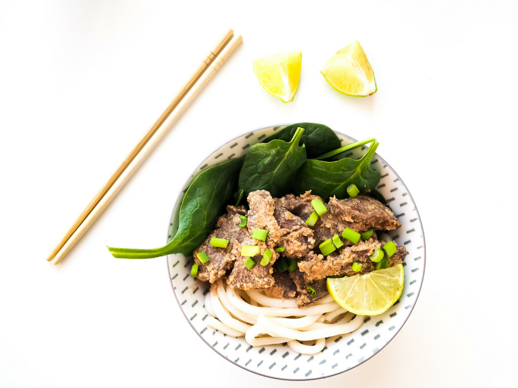 Salade de nouilles udon sésame et balsamique au maïs grillé - Loounie  Cuisine